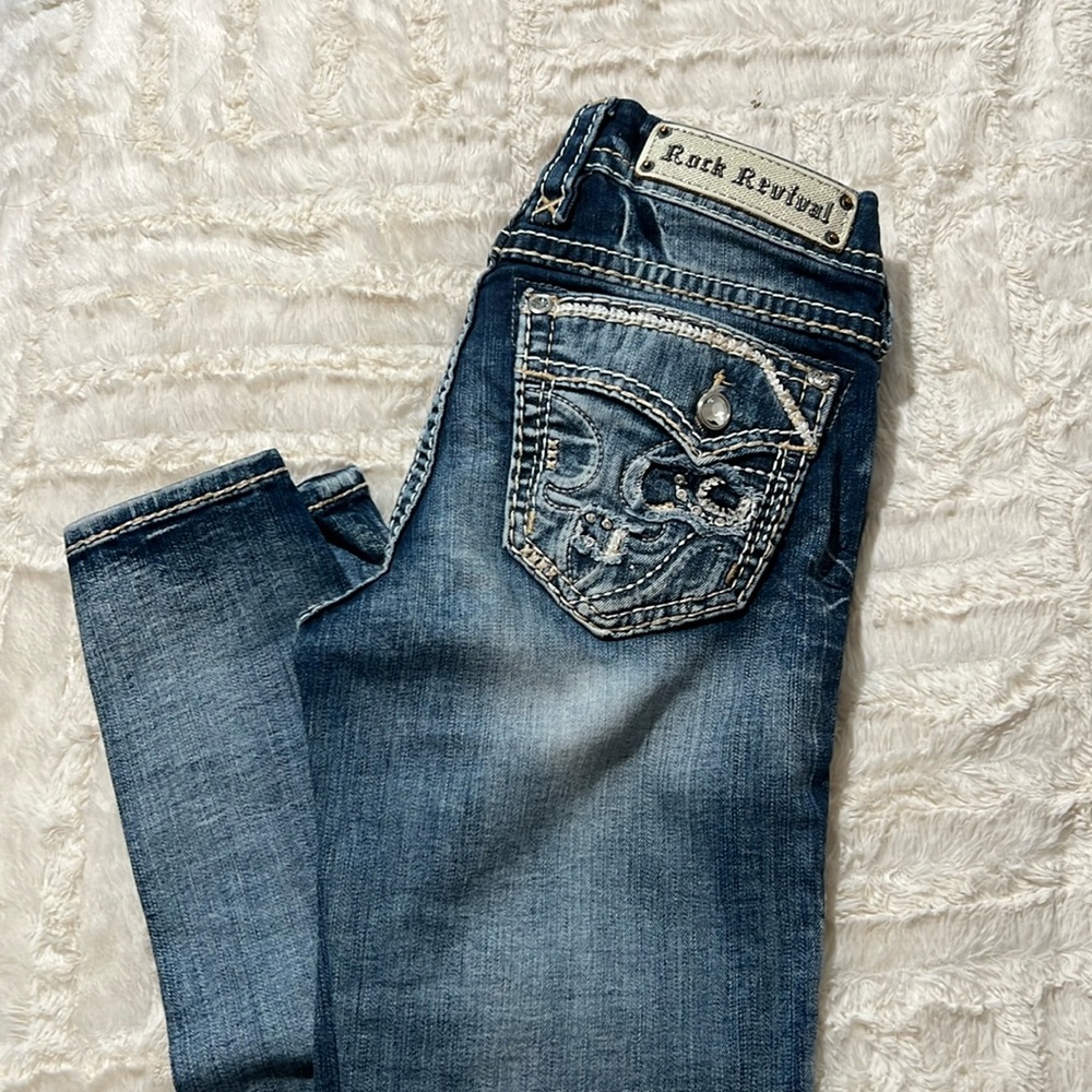 Rock revival mid rise skinny Stacia